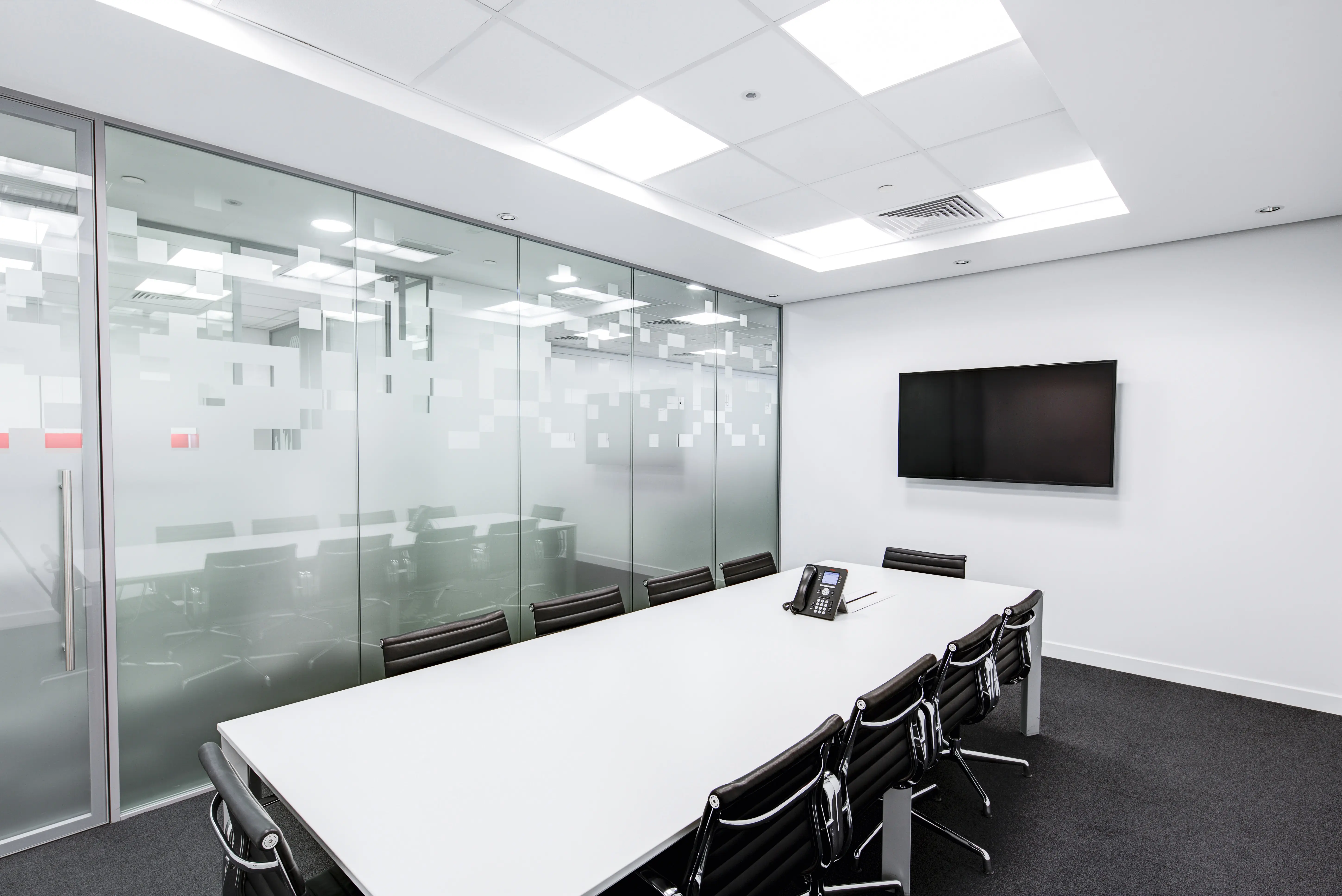 photo of an office meeting room