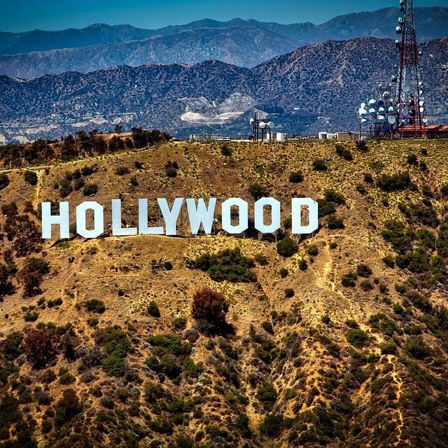 Photograph of the Hollywood sign